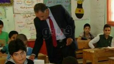 وكيل تعليم دمياط يتفقد امتحانات المرحلة الابتدائية