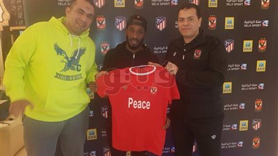البدري والمولد يدعمان مباراة الأهلي وأتلتيكو بقمصان خاصة (صور)
