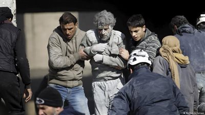 المرصد: مقتل 63 شخصا في غارات جوية 