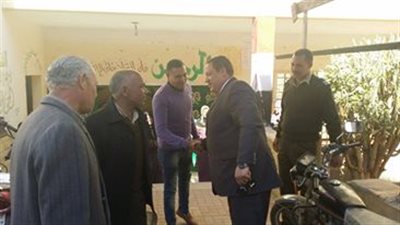 برلماني بالمنيا يتفقد لجان الامتحانات بالمخالفة لقرار وزير التعليم