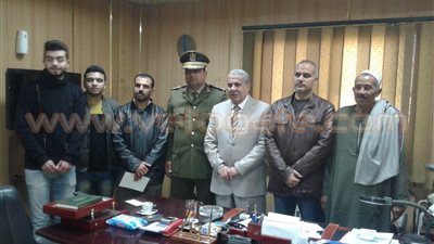 بالفيديو والصور.. إعفاء 5 مواطنين من مصروفات رخصة القيادة بكفر الشيخ