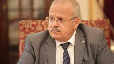 رئيس جامعة القاهرة يحيل 15 موظفا لمجلس التأديب بتهمة التزوير