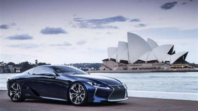 لكزس وBMW إيد واحدة