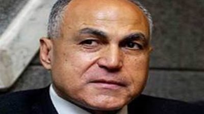 الشريف: مصر لن تحصل على قرض الصندوق