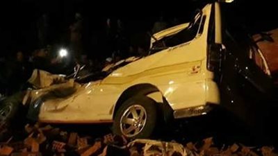 إصابة 7 طلاب وسائق بحادث تصادم سيارتين في المنوفية