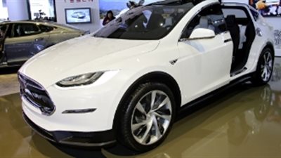 تيسلا تطرح موديل جديد من سيارات البيك أب