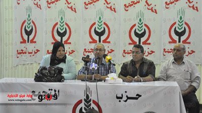 بالفيديو والصور.. 