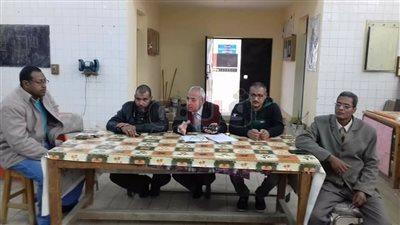 «قوى عاملة السويس» تنظم دورات البرنامج التحويلي على المهن (صور)