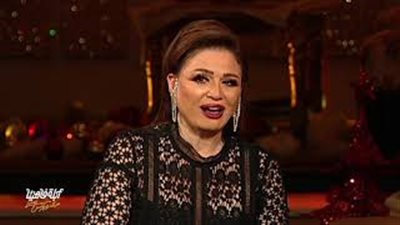 إلهام شاهين: محمود المليجي ضربني علقة موت (فيديو)