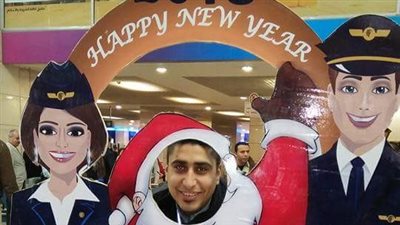 هدايا مصر للطيران للمسافرين احتفالا بالعام الجديد.. تذاكر مجانية وتعلية درجة السفر لركاب.. خدمات جديدة للعملاء وتخفيضات على التذاكر والأسواق الحرة.. ورئيس الشركة: هدفنا إضفاء البهجة