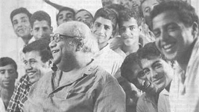 صلاح جاهين يحتفل بليلة رأس السنة على طريقته