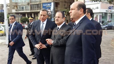 «عبد الغفار» لضباط الموسكى: التعامل بحسم مع الخارجين على القانون