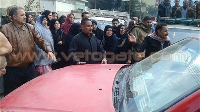 بالصور.. أهالي فاقوس يطالبون بالقصاص وإعدام الإرهابيين