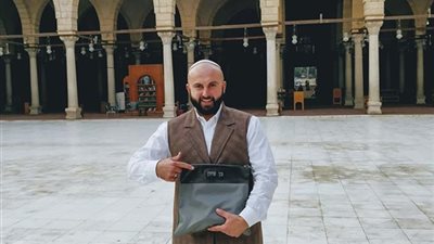 الآثار: لا نعرف شيئا عن زيارة المدون الإسرائيلي لجامع عمرو بن العاص