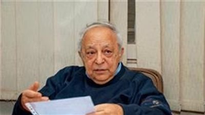 «الملابس الجاهزة»: المحال تمارس عملها بشكل عادي في ذكرى الثورة