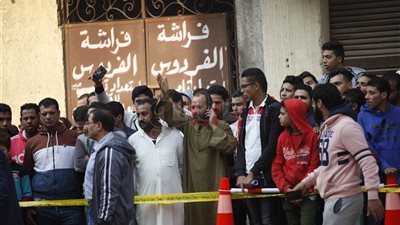 موقع بريطاني: الأهالي أنقذوا المزيد من الضحايا في حادث كنيسة حلوان