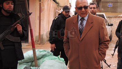 مدير أمن مطروح يشدد على قوات تأمين الكنائس التأهب واليقظة (صور)