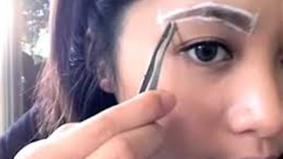 أسهل طريقة لتشقير الحواجب بالمنزل