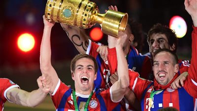 بالصور.. ليلة التتويجات.. أرسنال يعود للألقاب بعد 9 سنوات.. كأس الاتحاد الإنجليزي ينقذ «فينجر» من الرحيل.. «المحمدي» يفشل في البطولة الأولى.. بايرن يحقق الثنائية.. والكأس اللقب الر