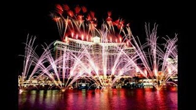 الباكستانيون يستقبلون العام الجديد على الشواطئ