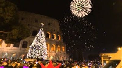 روما تستقبل العام الجديد بعرض مذهل للألعاب النارية (فيديو)