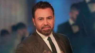 عاصي الحلاني يبهر جمهوره بحفل رأس السنة في لبنان (فيديو)