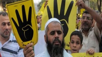 الأهالي تفرق مسيرة للإرهابية بأشمون والأمن يتصدى لهم فى السادات