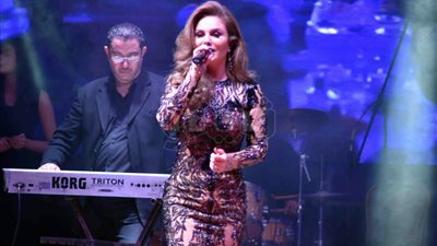 نيكول سابا والعسيلي وصافيناز يشعلون حفل رأس السنة (صور)