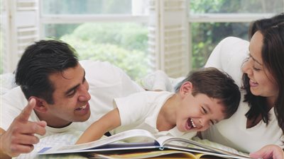 الآباء المصابون بالسرطان فى الشيخوخة الأكثر خطرًا على أبنائهم