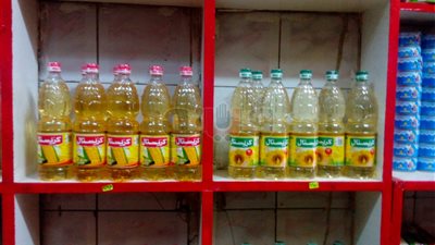 تطبيق جزئي لقرار تدوين الأسعار على المنتجات (صور)