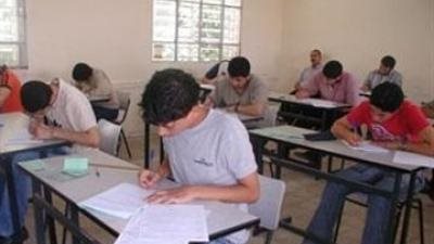 طالب يهدد مراقبي امتحانات الإعدادية بمطواة في شمال سيناء