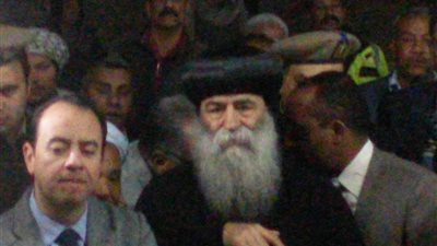 وفد من الأقباط الأرثوذكس يشاركون بوضع حجر أساس منطقة الحرفيين بقنا (صور)