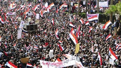 العدالة الاجتماعية فى ورطة.. زارع: ننتظر ثورة جياع قريبًا.. والبرعى: المساواة فى الأجور هى الحل