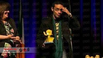 الفنان محمد مرسي يحصل على جائزة أفضل ممثل بكندا