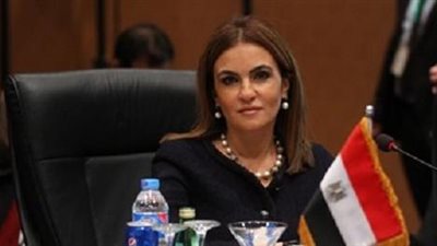 مصر تحتضن 5 ملايين لاجئ في 2015.. وزيرة التعاون الدولي: جزء من نسيج الوطن.. خبراء اقتصاد: أكثر تمكنا في الوظائف المصرية.. يؤثرون على عجلة الاقتصاد.. الشاهد: موضوعون تحت «الميكروسكوب»