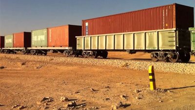بالتفاصيل.. تأمين نقل البضائع بالسكك الحديدية والبري والنهري