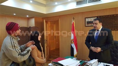 بالفيديو.. حضانتان مجانا لتوءم رضيع في حالة صحية حرجة بالفيوم