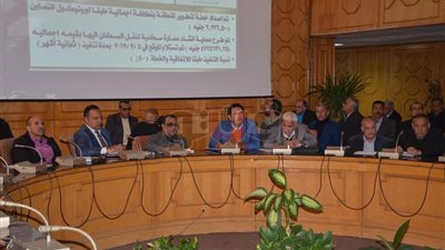 محافظ الإسماعيلية يستعرض تقنين أراضي وضع اليد (صور)