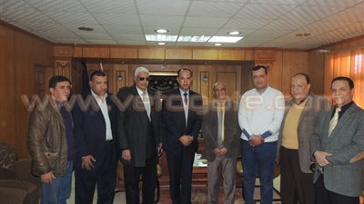 بالصور.. مدير أمن سوهاج يكرم أسر 23 شهيد شرطة