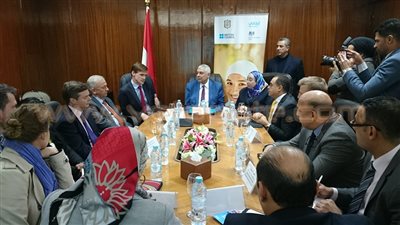 بالصور.. رئيس محكمة شمال القاهرة يبحث مع سفير بريطانيا سبل دعم المرأة