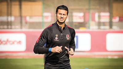 الجهاز الطبي بالأهلي يوضح إصابة محمد الشناوي