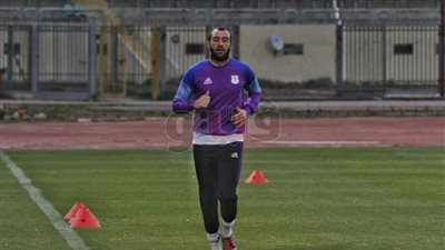 عمر كمال يخضع لبرنامج تأهيلي منفرد في المصري بسبب وتر «أكيلس»