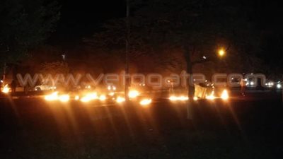 بالصور.. الإخوان يقطعون الطريق الرئيسي بالعاشر من رمضان