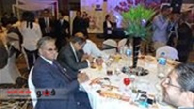 بالصور.. هتافات لدعم المشير في حفل زفاف جماعي بالإسكندرية