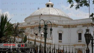 قانون «مباشرة الحقوق السياسية» يرفع سقف الإنفاق لمرشحي البرلمان لـ 2 مليون جنيه.. حرمان من أفسدوا الحياة السياسية والمتهربين من الضرائب من الترشح.. وحظر الشعارات الدينية.. ولا عزل لشخص إلا ب