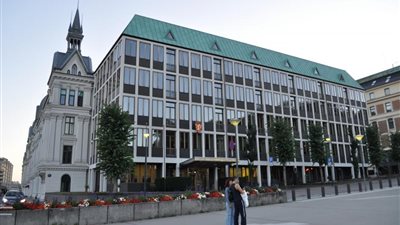 النرويج تعلق صادرات الأسلحة للإمارات بسبب الحرب في اليمن