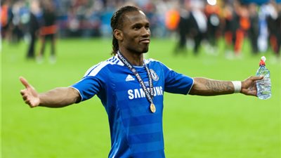 «دروجبا» و«الحاجي ضيوف» أبرز المدعوين لحفل الـ«كاف».. غدا