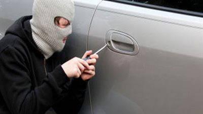 ضبط سيارة مسروقة من القاهرة بمطروح