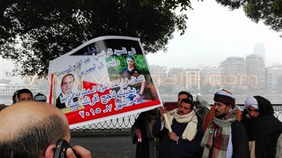 بالصور.. تظاهر أهالي المختطفين في ليبيا أمام «الخارجية»