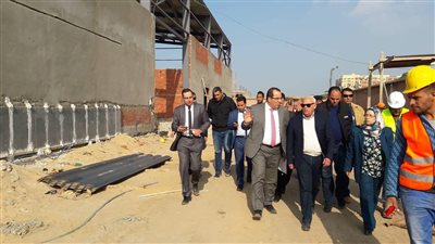 محافظ بورسعيد: إنشاء سوق عالمي للأسماك بالقنال الداخلي (صور)